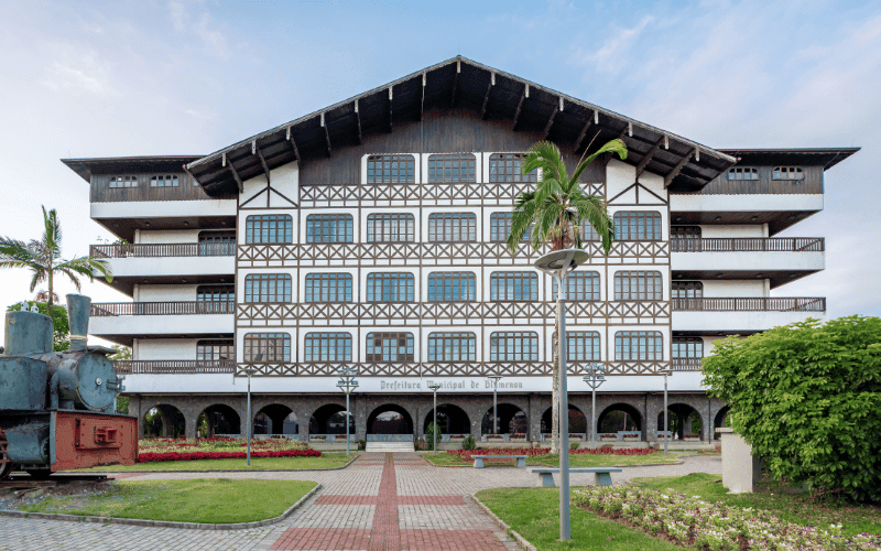Blumenau e Pomerode: Mergulhe na Cultura Alemã!